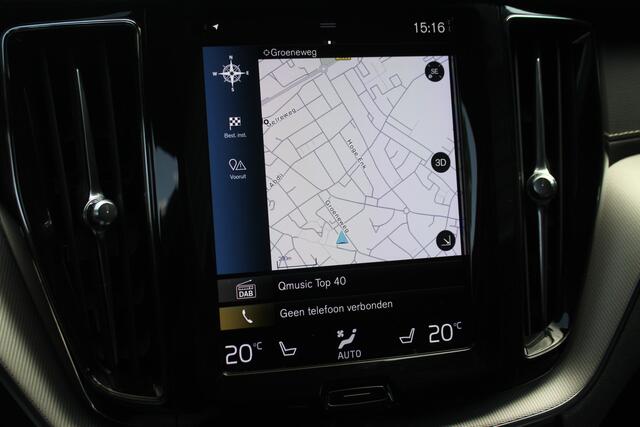 Volvo XC60 2.0 Recharge T8 AWD Inscription - PANODAK - TREKHAAk - CAMERA - H&K - CARPLAY -