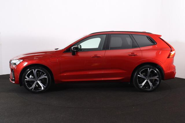 Volvo XC60 T8 Recharge AWD Ultimate Dark - LONG RANGE - Luchtvering - Panorama/schuifdak - IntelliSafe Assist & Surround - 360º Camera - Harman/Kardon audio - Adaptieve LED koplampen - Verwarmde voorstoelen, stuur & achterbank - Parkeersensoren voor & achter - Elekt