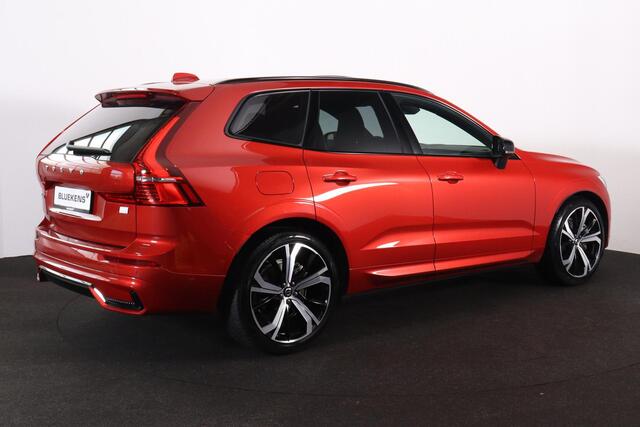 Volvo XC60 T8 Recharge AWD Ultimate Dark - LONG RANGE - Luchtvering - Panorama/schuifdak - IntelliSafe Assist & Surround - 360º Camera - Harman/Kardon audio - Adaptieve LED koplampen - Verwarmde voorstoelen, stuur & achterbank - Parkeersensoren voor & achter - Elekt