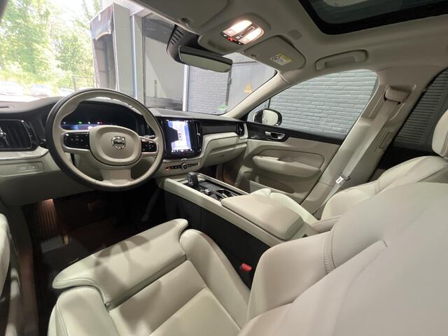Volvo XC60 T6 Plug-in hybrid Plus Bright | Long Range | ACC | 360° Camera | Trekhaak | BLIS | Stoel+Stuurverwarming