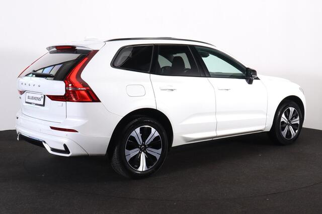 Volvo XC60 T6 Recharge AWD Plus Dark - LONG RANGE - Panorama/schuifdak - IntelliSafe Assist & Surround - Harman/Kardon audio - Adaptieve LED koplampen - Parkeercamera achter - Verwarmde voorstoelen, stuur & achterbank - Parkeersensoren voor & achter - Elektr. bedien