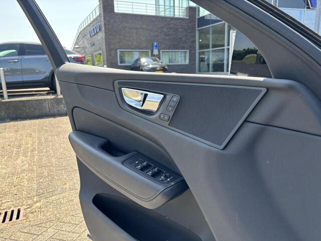 Volvo XC60 2.0 T6 Plug-in hybrid AWD Plus Bright | Long Range | Memoryseats | Lederen bekleding | ACC | Keyless Entry | Stoelverwarming |