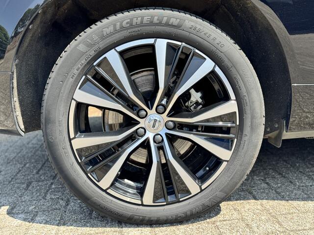 Volvo XC60 2.0 T6 Plug-in hybrid AWD Ultimate Dark Head Up Display | Climate Line | Audio by Harman Kardon