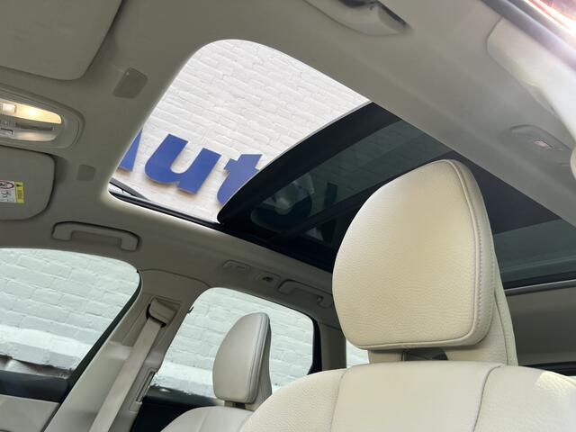 Volvo XC60 2.0 T6 Plug-in hybrid AWD Plus Dark LONGE RANGE Trekhaak