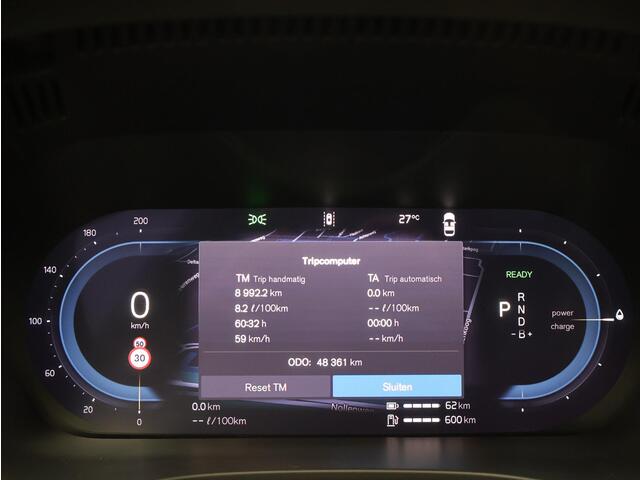 Volvo XC60 T6 AWD Plug-in hybrid Ultimate Dark / Trekhaak / Head up displ. / Pan. dak / Harman Kardon / Leder / Stoel+stuur+achterbankverwarming