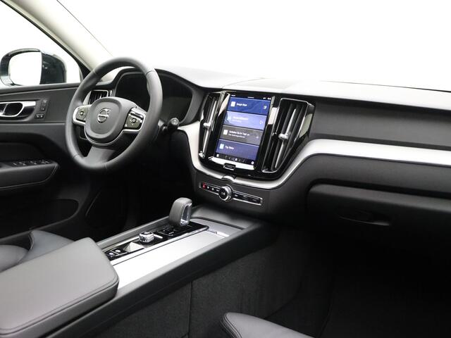 Volvo XC60 T8 455pk AWD Plus Dark / Panoramadak / 20'' / 360 Camera / Elektr. Stoelen / Getint glas / Geïntegreerde zittingverhoger / ACC / BLIS / Draadl. Telefoonlader /