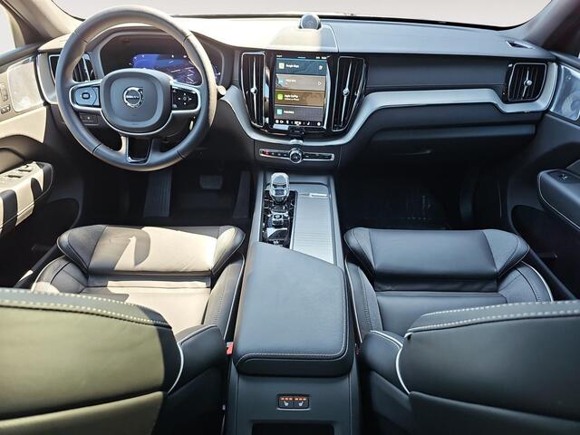 Volvo XC60 2.0 T8 Plug-in hybrid AWD Ultra Black Edition | Luchtvering | Trekhaak | Bowers & Wilkins Audio | Extra getint glas |