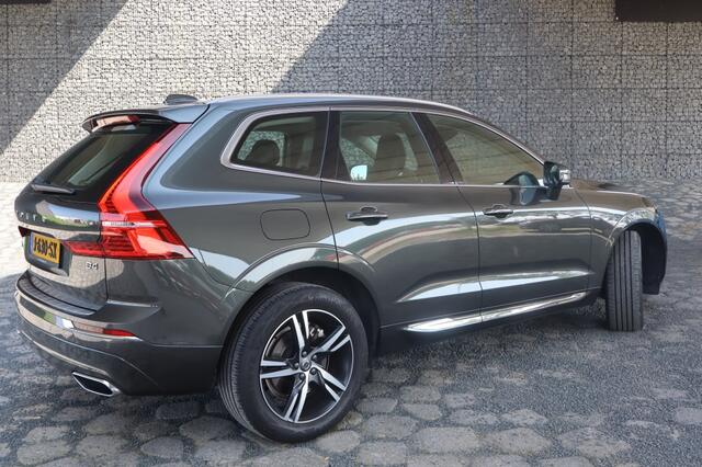 Volvo XC60 2.0 B4 Inscript. | Geen import | Schuifdak | Leer | Camera