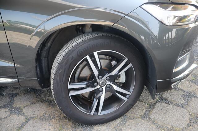 Volvo XC60 2.0 B4 Inscript. | Geen import | Schuifdak | Leer | Camera
