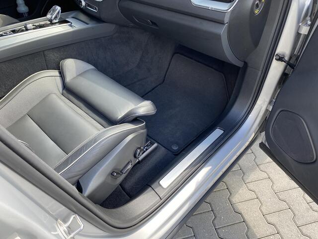 Volvo XC60 2.0 T8 Plug-in hybrid AWD Plus Dark 360|ACC|Blis|H&K