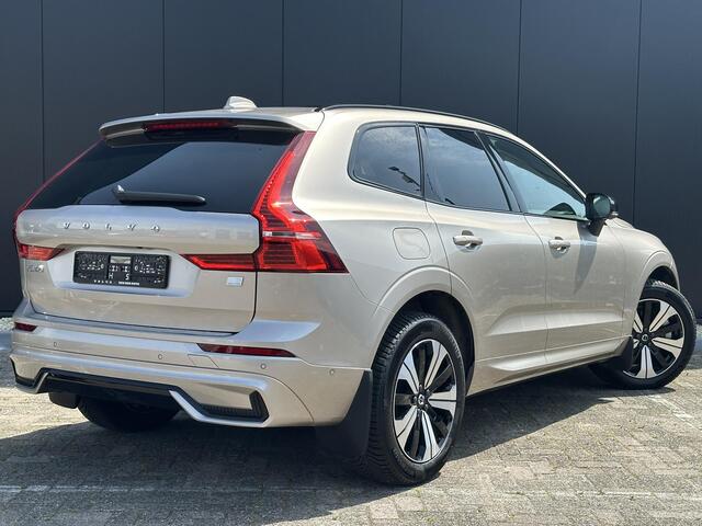 Volvo XC60 2.0 T6 Plug-in hybrid AWD Plus Dark Pano. dak / Verwarmde stoelen / 360 camera / Harman Kardon / Elek. verstelbare stoelen / Verwarmde stoelen /