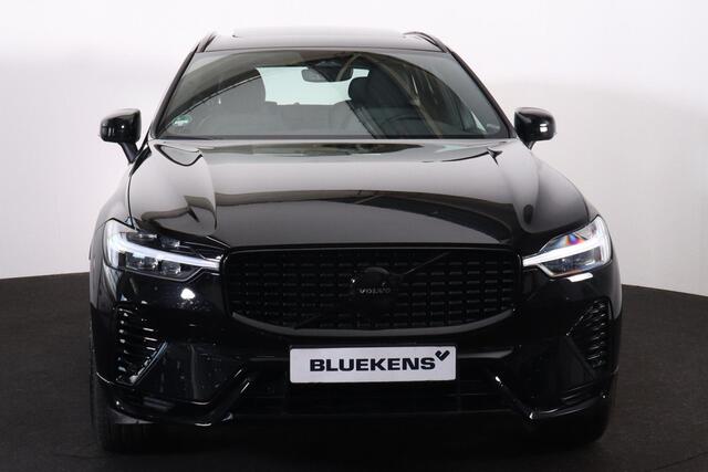 Volvo XC60 T6 Recharge AWD Plus Black Edition - LONG RANGE - Panorama/schuifdak - IntelliSafe Assist & Surround - Parkeercamera achter - Verwarmde voorstoelen, stuur & achterbank - Parkeersensoren voor & achter - Elektr. bedienb. voorstoelen met geheugen - Draadloze