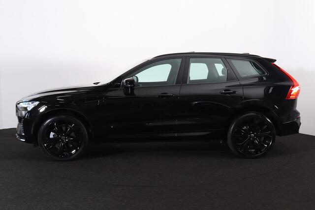 Volvo XC60 T6 Recharge AWD Plus Black Edition - LONG RANGE - Panorama/schuifdak - IntelliSafe Assist & Surround - Parkeercamera achter - Verwarmde voorstoelen, stuur & achterbank - Parkeersensoren voor & achter - Elektr. bedienb. voorstoelen met geheugen - Draadloze