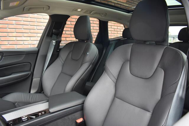 Volvo XC60 T8 455PK Plug-in hybrid Plus Bright | 360 Camera | Climate |