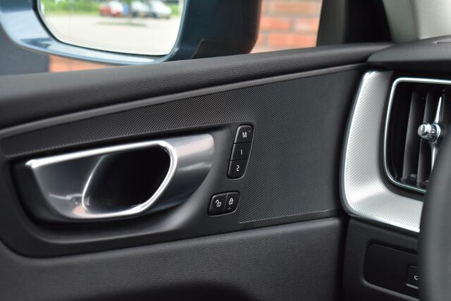 Volvo XC60 T8 455PK Plug-in hybrid Plus Bright | 360 Camera | Climate |