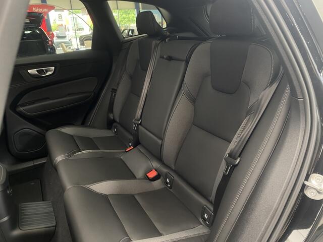Volvo XC60 2.0 T6 Plug-in hybrid AWD Plus Black Edition 350PK Panoramadak,