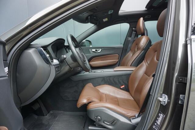 Volvo XC60 2.0 T5 Inscription | Origineel NL | Panoramadak | Trekhaak | Polestar Engineered | Winter/Zomer Pakket | Camera |