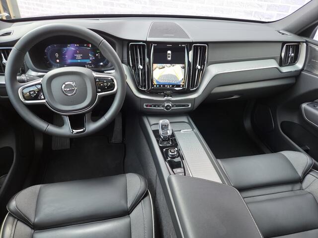 Volvo XC60 T8 AWD 455 pk Black Edition Recharge Ultimate | Luchtvering | Trekhaak | Panoramadak | Head-up Display