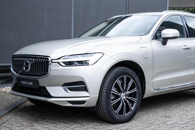 Volvo XC60 T8 Twin Engine AWD Inscription | Elektrisch panoramisch schuif-/kanteldak | Stoel- en stuurverwarming | Standkachel | Navigatie | Semi elektrische trekhaak