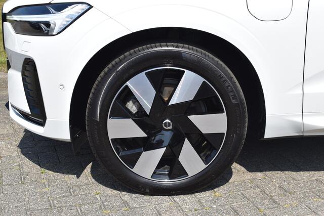 Volvo XC60 T6 350PK Plug-in hybrid AWD Plus Dark ACC | H&K | Trekhaak | Leder | 360 Camera | 20"LMV