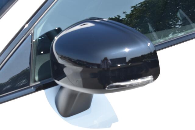 Volvo XC60 T6 350PK Plug-in hybrid AWD Plus Dark ACC | H&K | Trekhaak | Leder | 360 Camera | 20"LMV