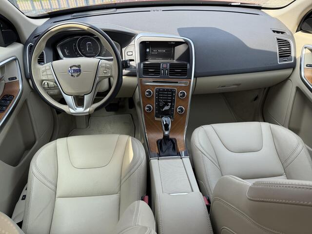 Volvo XC60 2.0 T5 FWD Polar+ | Standkachel | Blis | Adaptieve Cruise controle | Leder | Memory | Keyless entry | Camera |