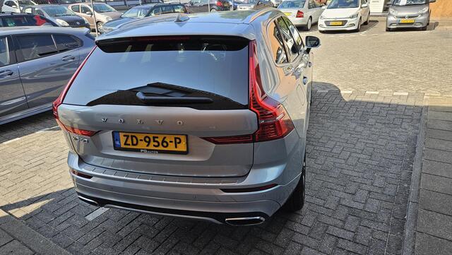 Volvo XC60 2.0 T5 R-Design