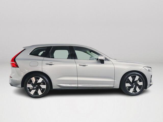 Volvo XC60 Recharge T6 Aut. AWD Ultimate Bright | Panoramadak | Head-up Display | Bowers & Wilkins | Luchtvering