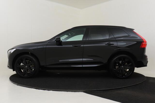 Volvo XC60 T8 PLUG-IN HYBRID AWD ULTRA BLACK EDITION *NIEUW!* -PANO.DAK|HARMAN/KARDON|360°CAM|TREKHAAK