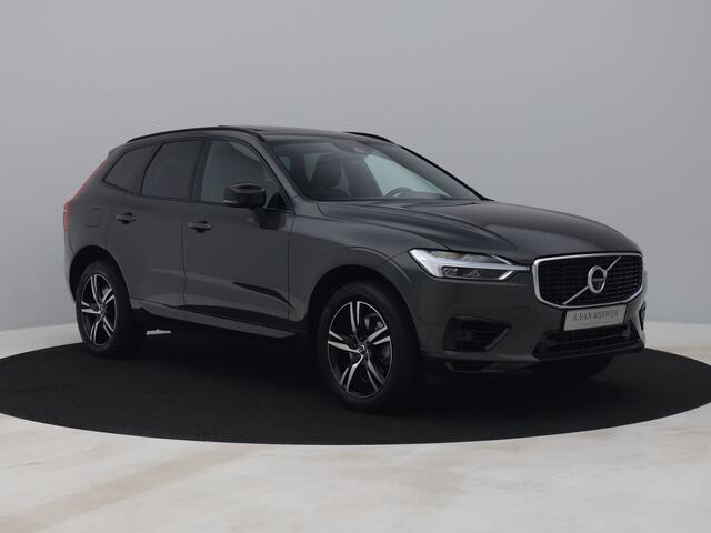 Volvo XC60 2.0 T8 Twin Engine AWD R-Design | PANO | 360° | HUD | ADAPTIVE | LUCHTVERING | STOELVERW. | TREKHAAK