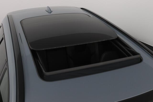 Volvo XC60 2.0 T6 Plug-in hybrid AWD R-Design | Panoramadak | Trekhaak | Leder |
