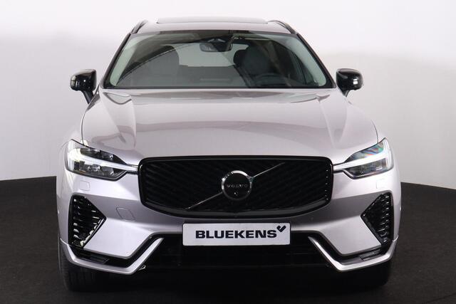 Volvo XC60 T8 Recharge AWD Ultra Dark - LONG RANGE - Panorama/schuifdak - IntelliSafe Assist & Surround - 360º Camera - Harman/Kardon audio - Adaptieve LED koplampen - Verwarmde voorstoelen, stuur & achterbank - Parkeersensoren voor & achter - Elektr. bedienb. voors