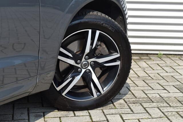 Volvo XC60 2.0 B4 AWD INSCRIPTION / ADAP. CRUISE / P.DAK / 360 CAM./ HenK AUDIO