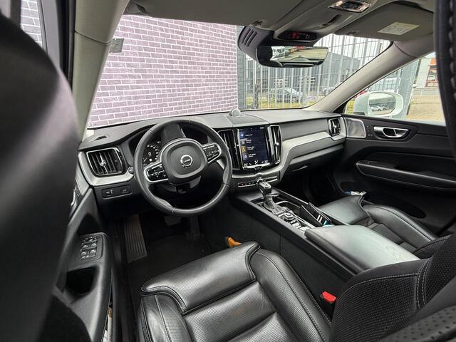 Volvo XC60 2.0 T5 Inscription | Bowers & Wilkens | Massage stoelen | Schuif/kantel Panoramadak | Trekhaak | 360º Camera | Head up display | geventileerde/verwarmde voorstoelen |