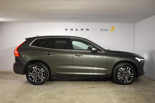 Volvo XC60 B5 250PK Momentum Exclusive / Navigatie / Adaptieve Cruisecontrol / 360 Camera / Head Up Display / Panorama Dak / LM Velgen /