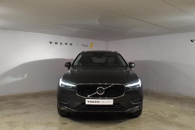 Volvo XC60 B5 250PK Momentum Exclusive / Navigatie / Adaptieve Cruisecontrol / 360 Camera / Head Up Display / Panorama Dak / LM Velgen /