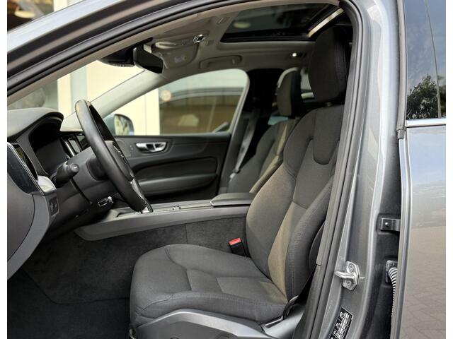 Volvo XC60 2.0 B4 Business Pro |Panorama|Trekhaak|Camera|