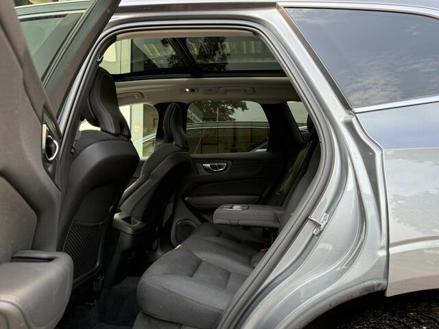 Volvo XC60 2.0 B4 Business Pro |Panorama|Trekhaak|Camera|