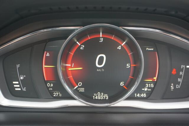 Volvo XC60 2.0 D4 FWD Polar+ | Automaat | Panoramadak | Leder | Camera | Trekhaak |