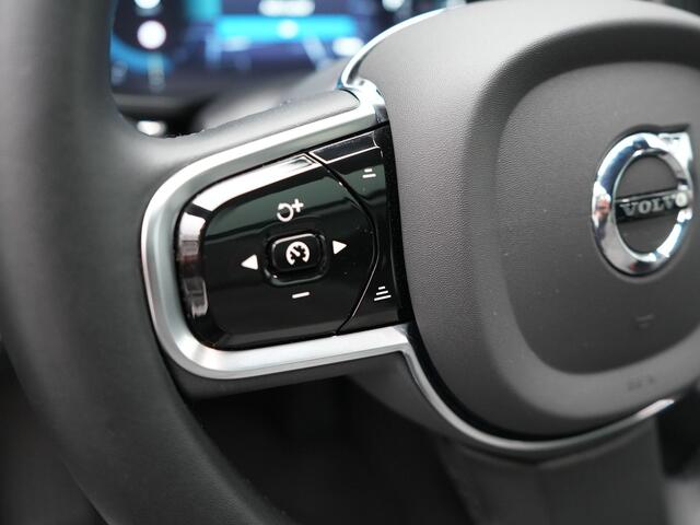Volvo XC60 T6 AWD Plus Bright Plug In Hybrid Thunder Grey 340pk Long Range PHEV | Panodak | Tailored Wool Sportstoelen Memory | Adaptive Cruise | Google Assistant | Pilot Assist | Harman Kardon | 360 Camera | Stoel & Stuurverwarming |