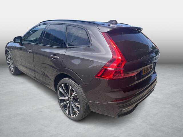Volvo XC60 2.0 T8 Plug-in hybrid AWD R-Design | Facelift | Harman Kardon | 360 Camera | Adaptieve Cruise Control | Panoramadak | BLIS |