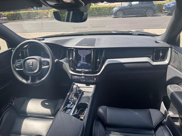 Volvo XC60 2.0 T8 Plug-in hybrid AWD R-Design | Facelift | Harman Kardon | 360 Camera | Adaptieve Cruise Control | Panoramadak | BLIS |