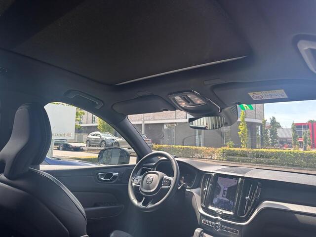 Volvo XC60 2.0 T8 Plug-in hybrid AWD R-Design | Facelift | Harman Kardon | 360 Camera | Adaptieve Cruise Control | Panoramadak | BLIS |
