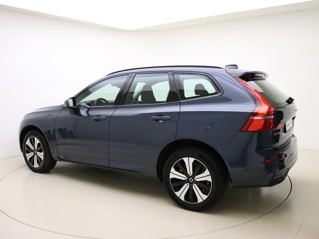 Volvo XC60 T6 350pk AWD Plus Dark / 360 camera / Panorama dak / Elektr. verstelbare stoelen / Inklapbare trekhaak /