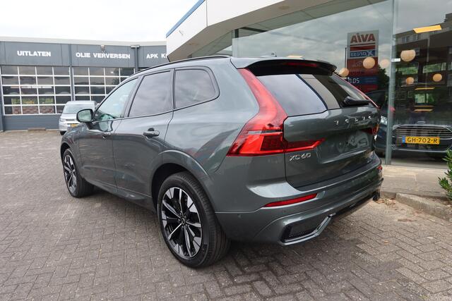 Volvo XC60 2.0 T6 Plug-in hybrid AWD 350PK Ultra Dark + Trehaak -NIEUW- 2025! Facelift