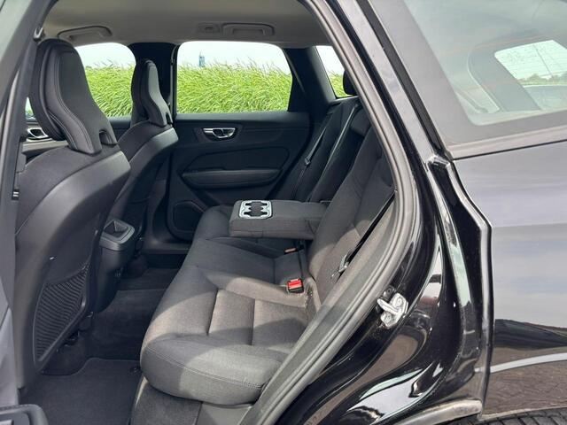 Volvo XC60 2.0 B4 Momentum