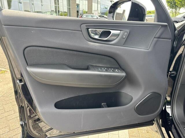 Volvo XC60 2.0 B4 Momentum
