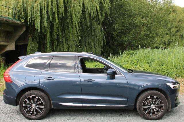Volvo XC60 2.0L AWD T8 PHEV MOMENTUM PRO PANO | LEDER | CAMERA