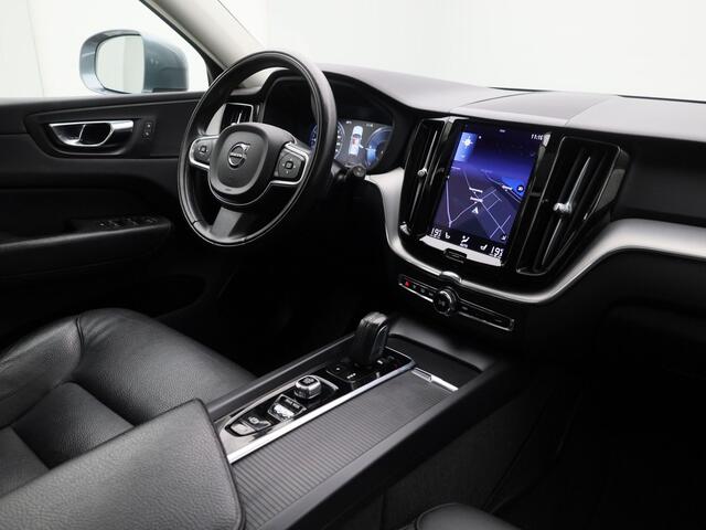 Volvo XC60 2.0 Recharge T6 AWD Business Pro | PANO | CAMERA | KEYLESS | STOEL- EN STUURVERW.