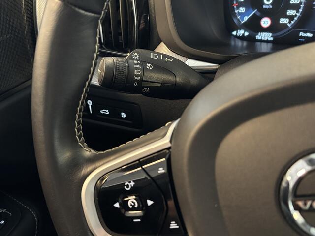 Volvo XC60 2.0 Recharge T8 AWD R-Design / Panoramadak / Leer / Apple Carplay / Dab / HK / BLIS / Adapt cruise / Pilot ass / Stuur- en Stoelverw - Elek Trekhaak -